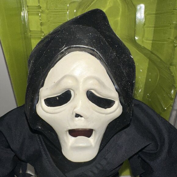 MANLEY TOY QUEST STRETCH SCREAMERS ELECTRONIC GHOUL  WITH BOX - Picture 8 of 16